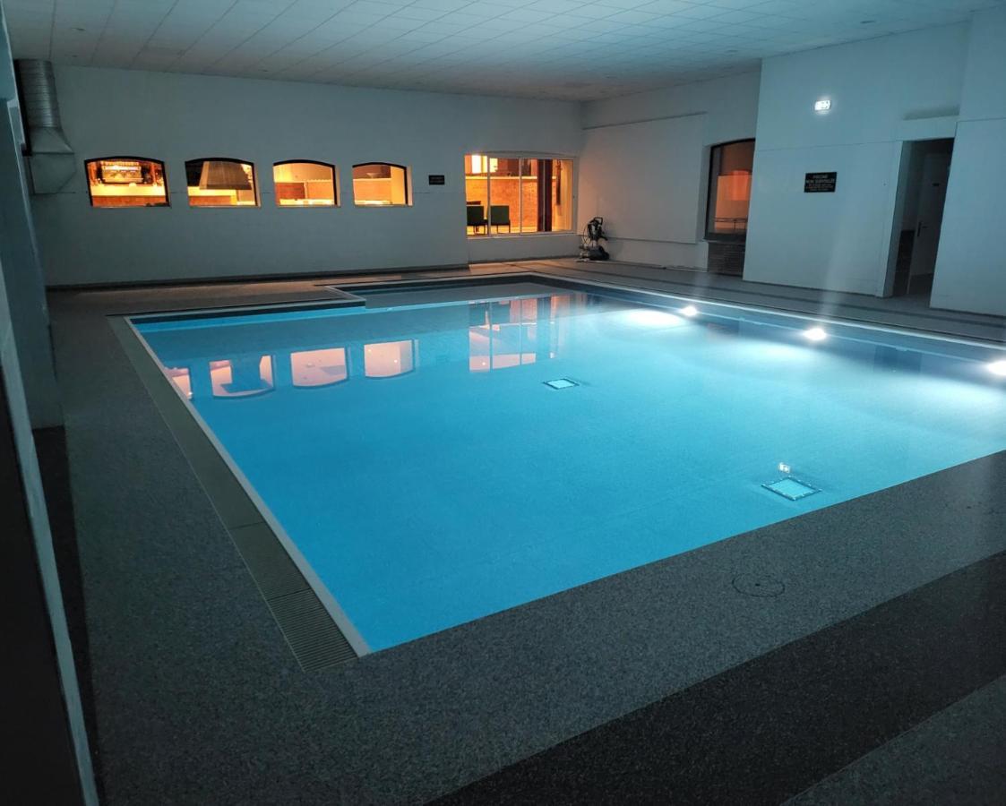 Hotel Causse Comtal Rodez, The Originals Relais Gages-le-Haut ภายนอก รูปภาพ