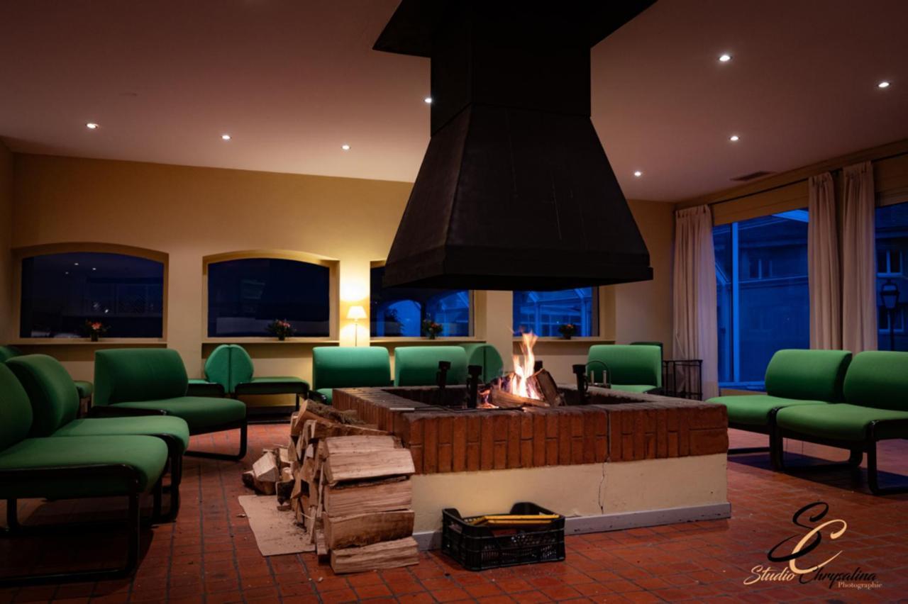Hotel Causse Comtal Rodez, The Originals Relais Gages-le-Haut ภายนอก รูปภาพ